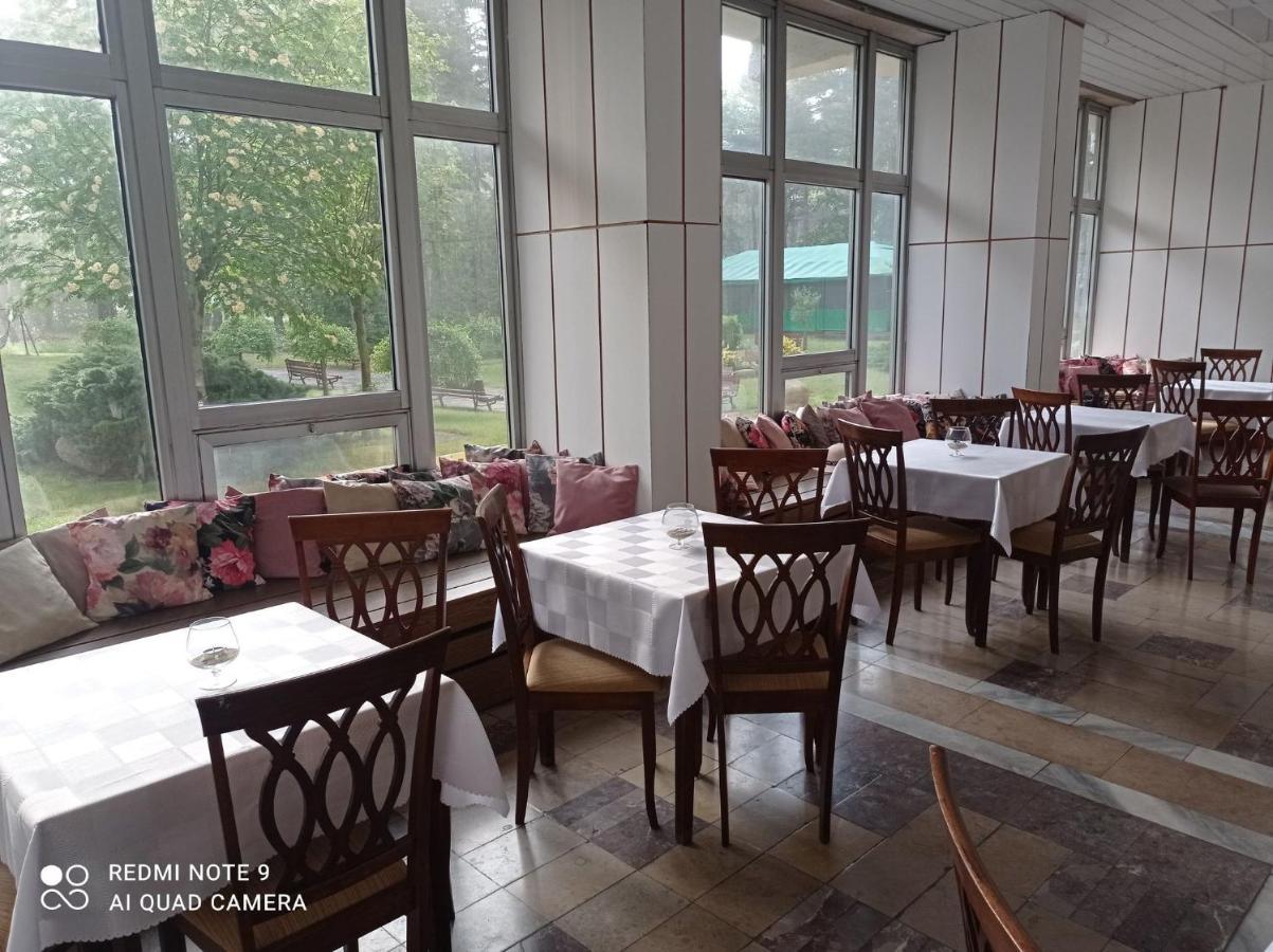 Krysztalowa Przystan Mrzeżyno Exteriör bild