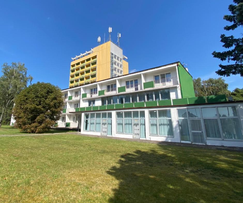 Krysztalowa Przystan Mrzeżyno Exteriör bild