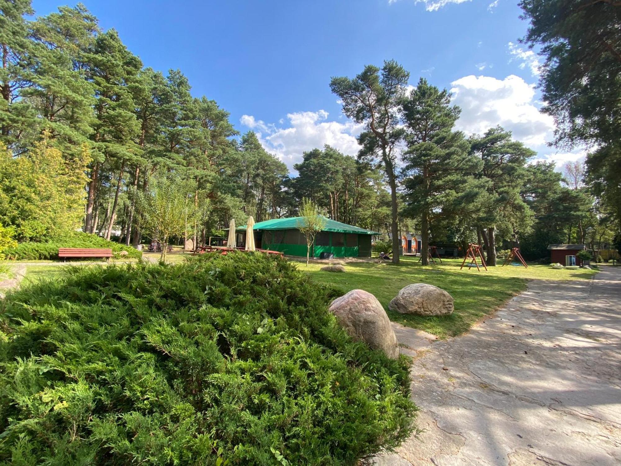 Krysztalowa Przystan Mrzeżyno Exteriör bild